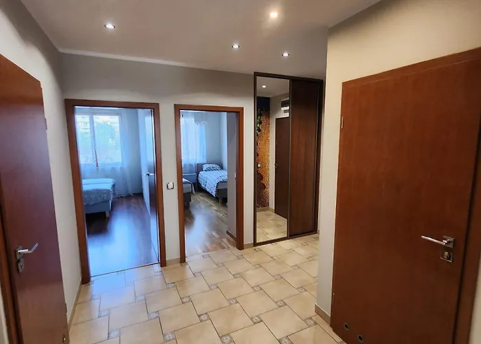 Lägenhet Karkonoska Z Garazem