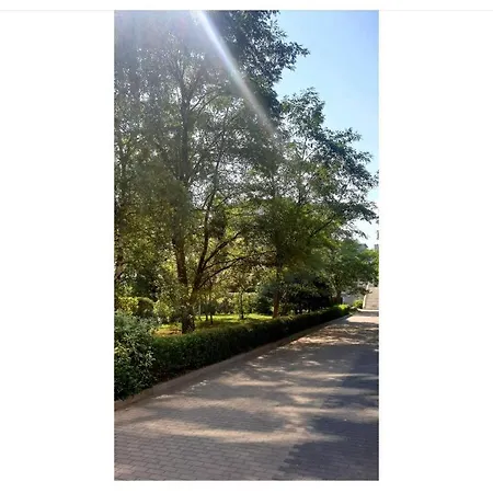 アパート Karkonoska Z Garazem